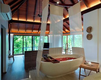 Villa Zolitude Resort & Spa (Sha Plus+) - Chalong