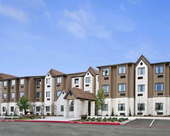 Microtel Inn & Suites by Wyndham Round Rock - Round Rock - Edificio
