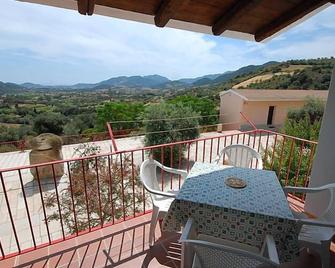 Is Murtas by Interhome - Cardedu - Balkón