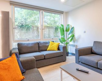 Curraheen Point Cork - Easy Access to City Centre - Cork - Pokój dzienny