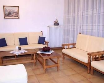 Vicky Rooms & Apartments - Thasos - סלון