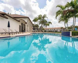 Newly Renovated Delray Beach Townhome - Delray Beach - Pool