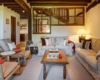 Charming House In An Unsurpassed Environment - Getaria - Sala de estar