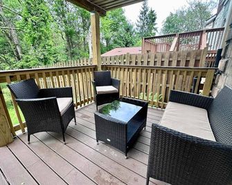 Prime location 3 bed 1.5 bath - South Heights - Balcón