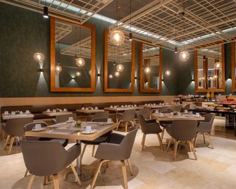 Holiday Inn Bogota Airport By IHG - Bogotá - Restaurante