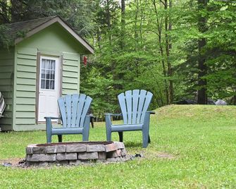Private, Lake of Bays, Algonquin Park, Huntsville, Family friendly cottage - Huntsville - Patio