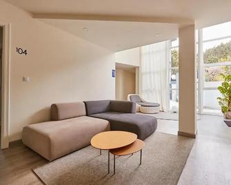 Hotel Boa Vista - Viveiro - Sala de estar