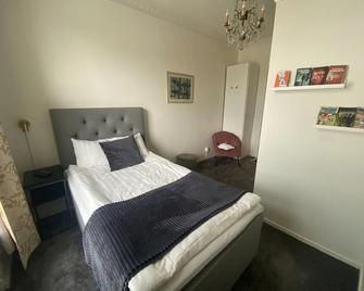 Frövi hotell - Frövi - Habitación
