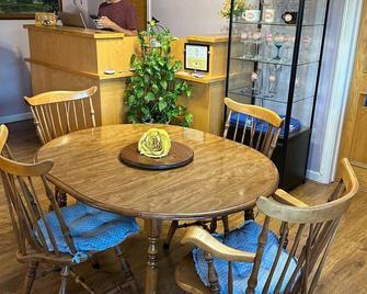 Cherry's Villa 3 - Grants Pass - Dining room
