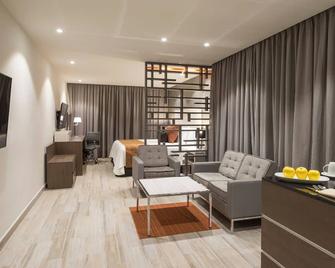 Real Inn Celaya - Celaya - Living room
