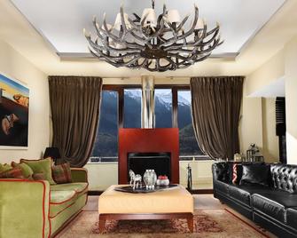 Forest Suites Boutique Hotel - Megalo Chorio - Living room