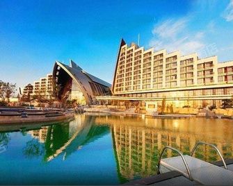 Gold Time Hotel Seaview - Yingkou - Gebouw