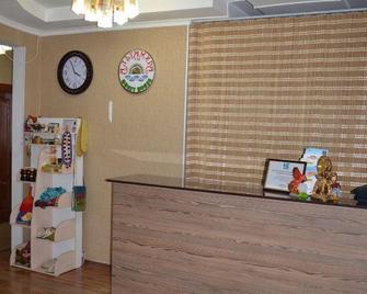 Altamira Hotel - Karakol - Front desk