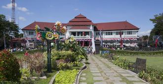 Green House borobudur - Malang - Building