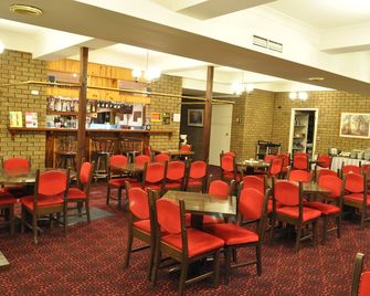 Albury Burvale Motor Inn - אלברי - בר