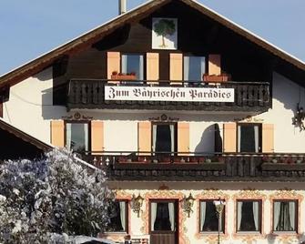 Double Room With Bath - Landgasthof 'zum Bayrischen Paradies' - Saulgrub - Gebäude