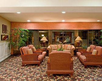 Fairfield Inn and Suites by Marriott Camarillo - Camarillo - Lobby