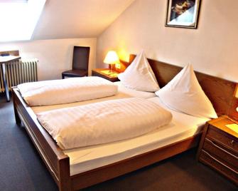 Hotel Gasthof Herderich - Schlusselfeld - Спальня