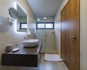 Cedrela - Comayagua - Baño
