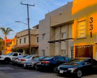 Kingbed Studio, in Tj Near Border - Tijuana - Edificio