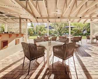 Novotel Cairns Oasis Resort - Cairns