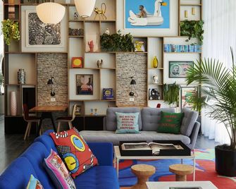 سيتيزين ايم اشنطن دي سي نوما - واشنطن د.ك. - غرفة معيشة