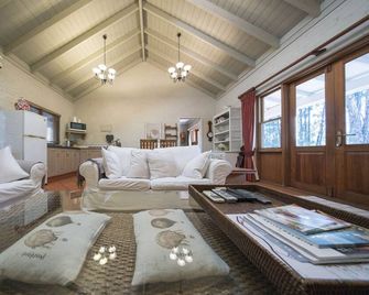 Thistle Hill Guest House - Pokolbin - Sala de estar