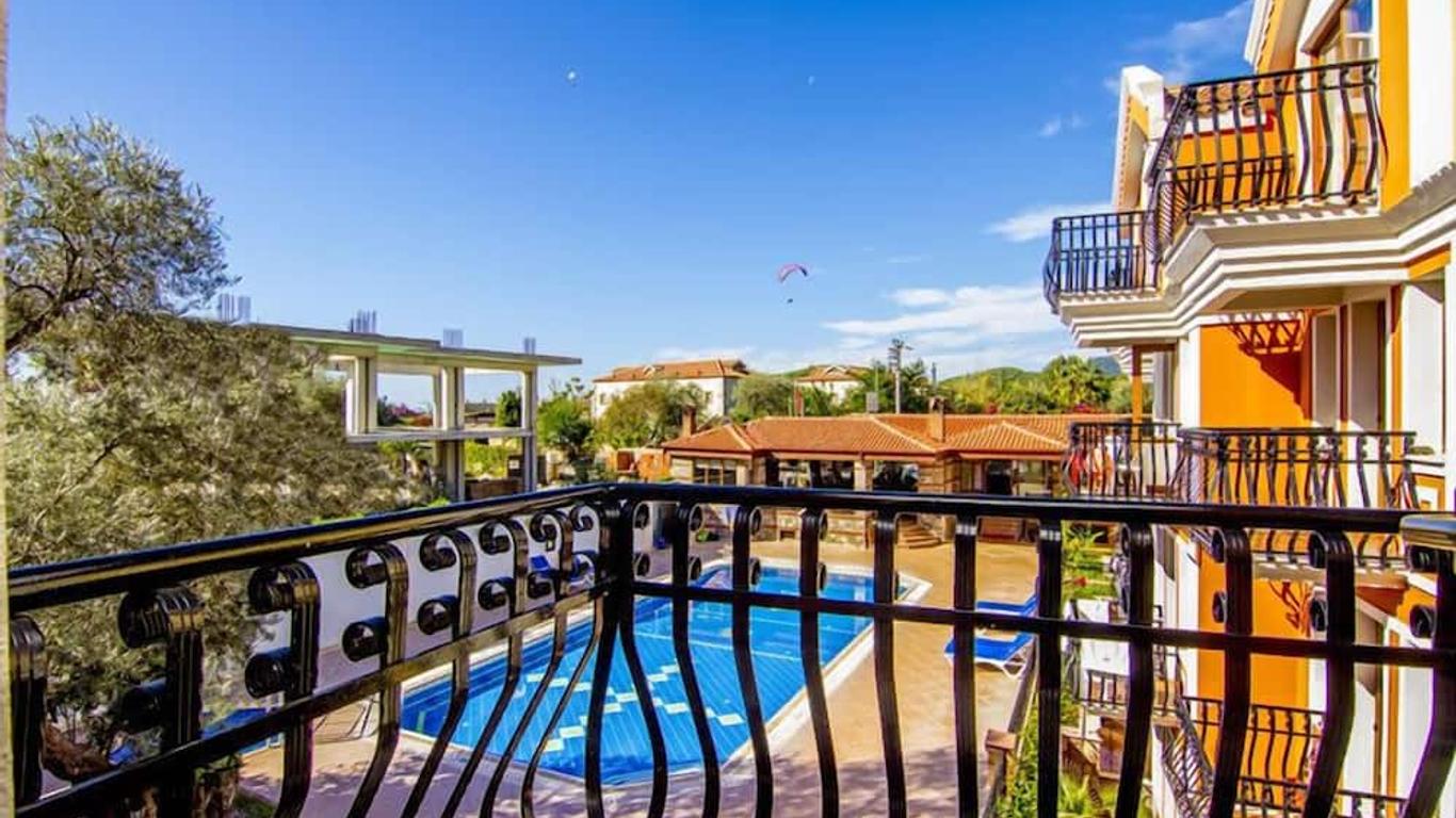 Magic Tulip Beach Hotel
