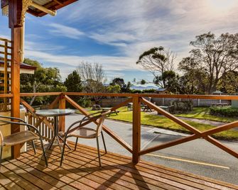 Wintersun Gardens Motel - Bicheno - Balcony