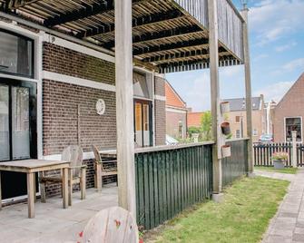 Appartement 1 - De Eekhof - Hindeloopen - Innenhof