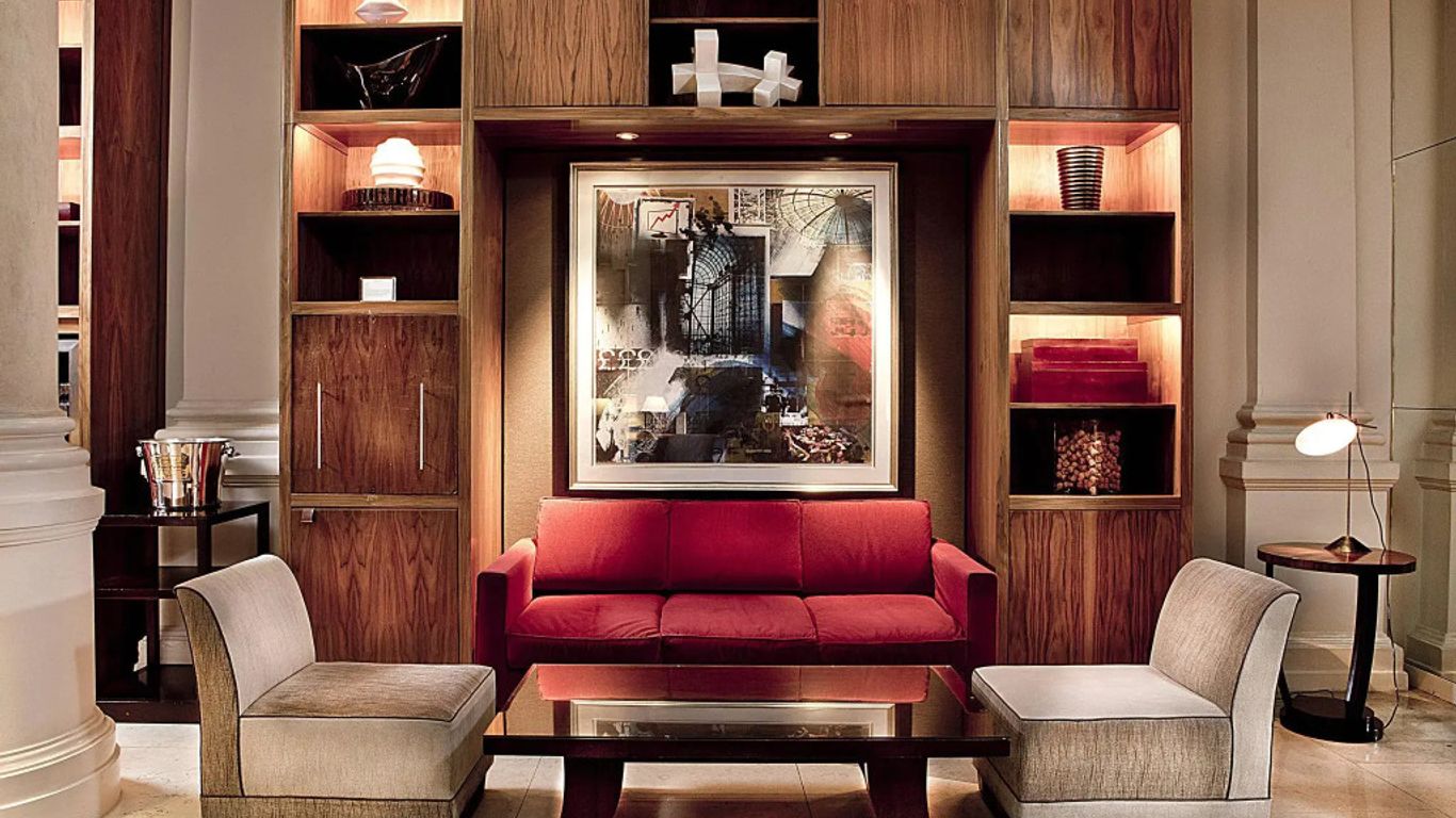 Threadneedles Autograph Collection