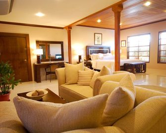 Citystate Asturias Hotel Palawan - Puerto Princesa - Sala de estar