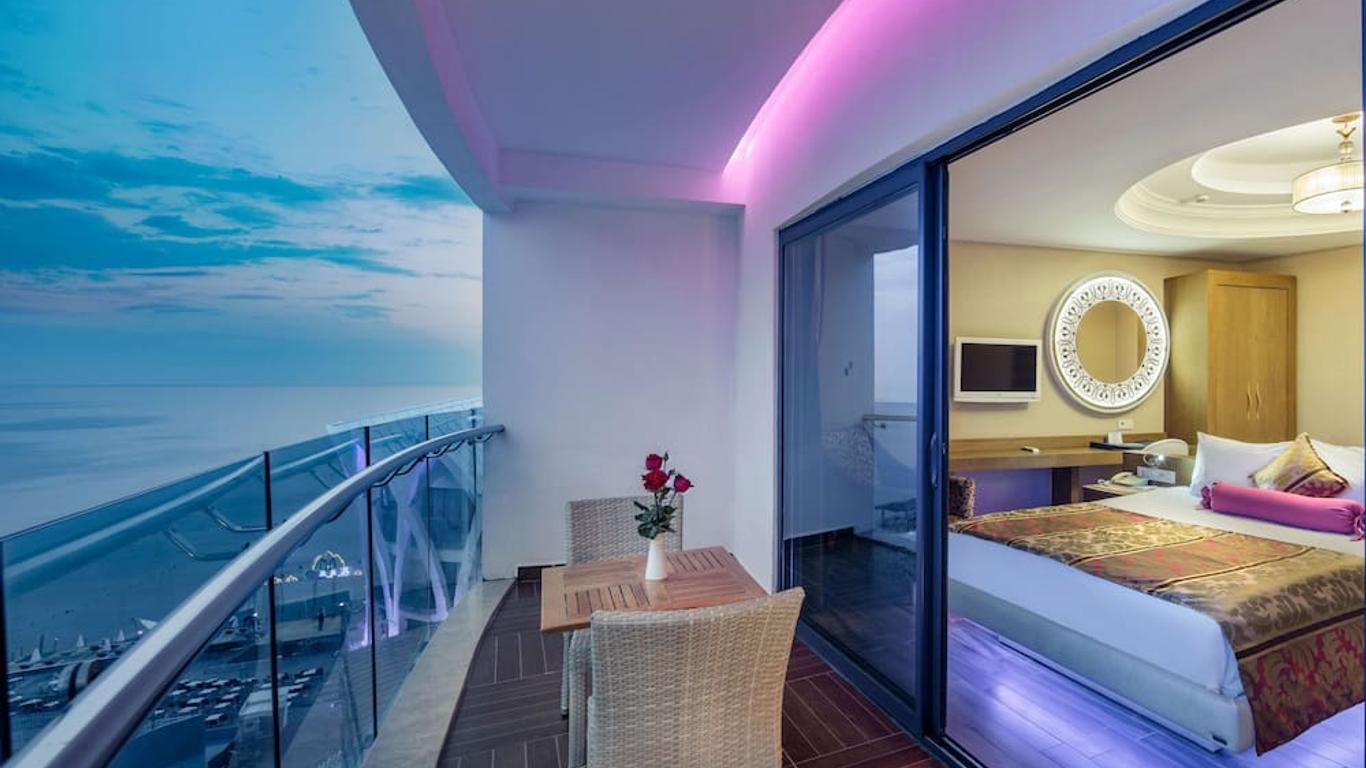 كرانادا لوكشري ريزورت أوكوركالار - شامل جميع الخدمات