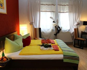 Hotel Ellenberger - Melsungen - Schlafzimmer
