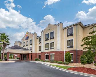 Comfort Inn and Suites Statesboro-University Area - Statesboro - Gebäude