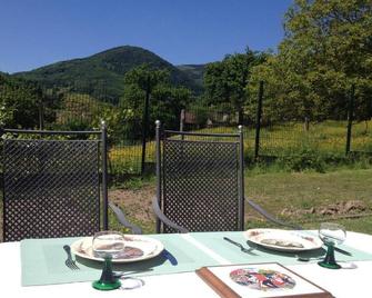 Holiday house Breitenbach for 1 - 7 persons with 3 bedrooms - Holiday home - Breitenbach - Restaurante