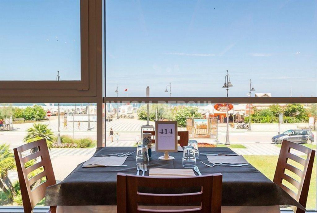 Hotel Cosmopol Cesenatico