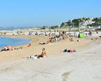 Astou Cisse - Marsella - Platja