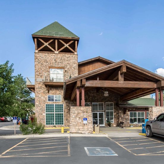Quality Inn and Suites Silverthorne - Copper Mountain image 1