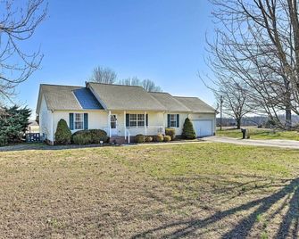 Normandy Home with Yard about 2 Mi to Lake - Tullahoma - Gebäude