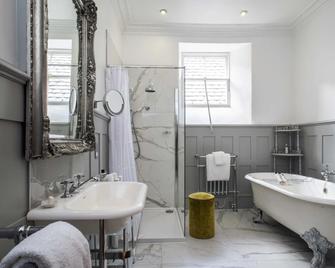 The Torridon Hotel - Achnasheen - Badkamer