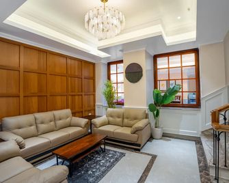 Preisha Hotel and Resorts - Gangtok - Lobby