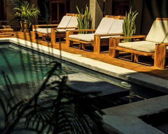 Casona Tunan - Las Piedras - Piscina