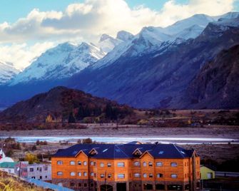 Destino Sur Hotel & Spa de Montaña - El Chaltén - Outdoor view