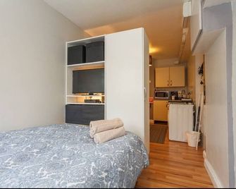 Shirley Apartments, Cozy Studio, 10 Min Drive to City Centre and Cruise Ship Terminals - Southampton - Bedroom