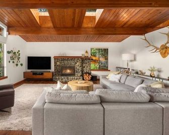 Canoe House on Crabapple Lake - Stanwood - Sala de estar