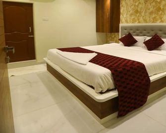 Hotel Sai Siddhi Inn - Navi Mumbai - Navi Mumbai - Ložnice