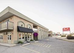 Econo Lodge Vernon - Vernon - Rakennus