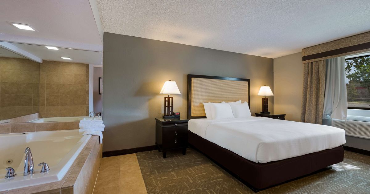 Best Western Detroit Livonia from 79. Livonia Hotel Deals & Reviews