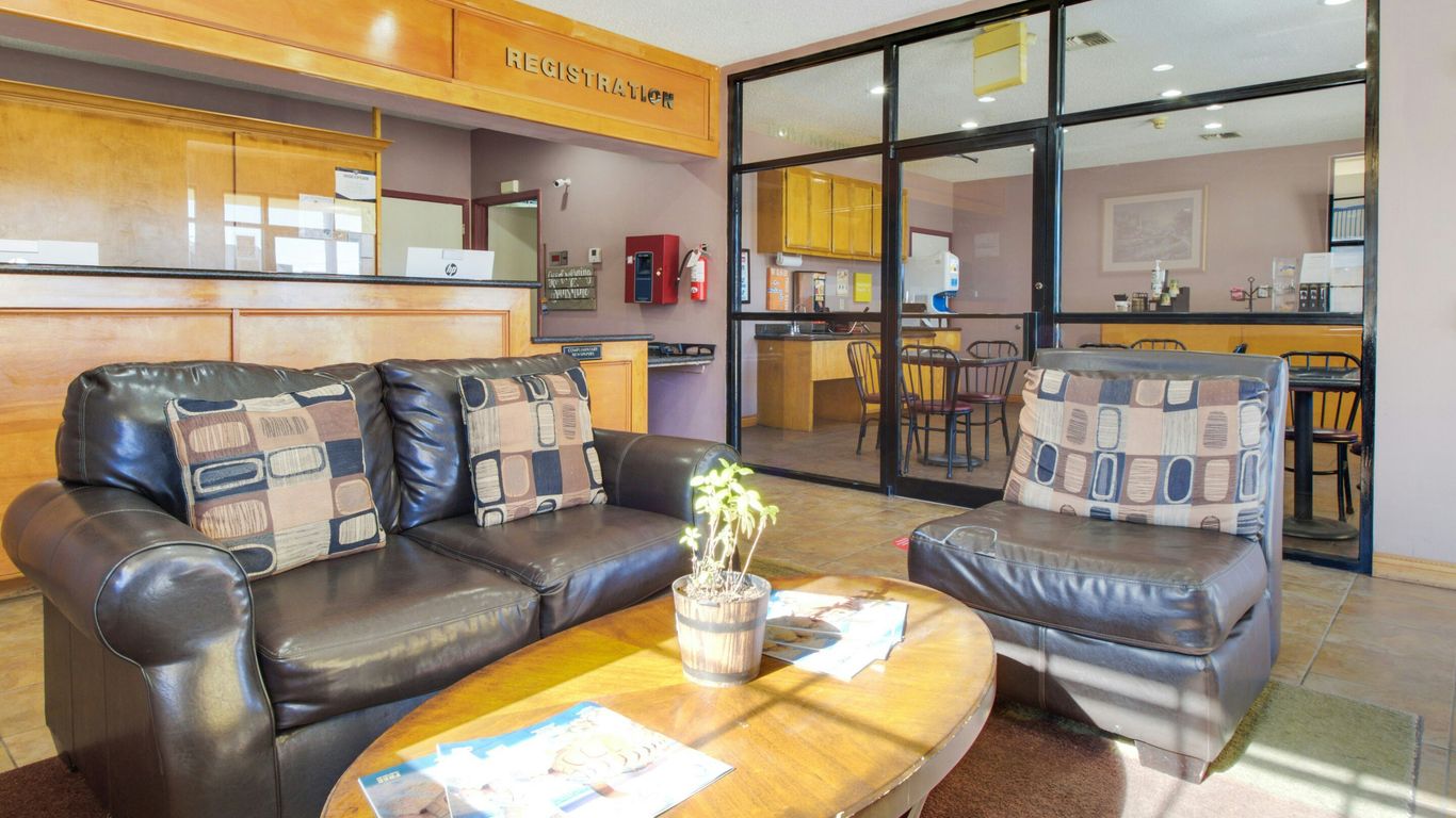 OYO Hotel Ingleside Tx